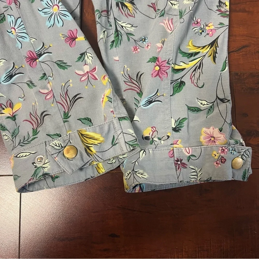 ANTHROPOLOGIE Victoria Floral Cargo Utility Pants High Rise Gray Blue Size 4 - Picture 9 of 14